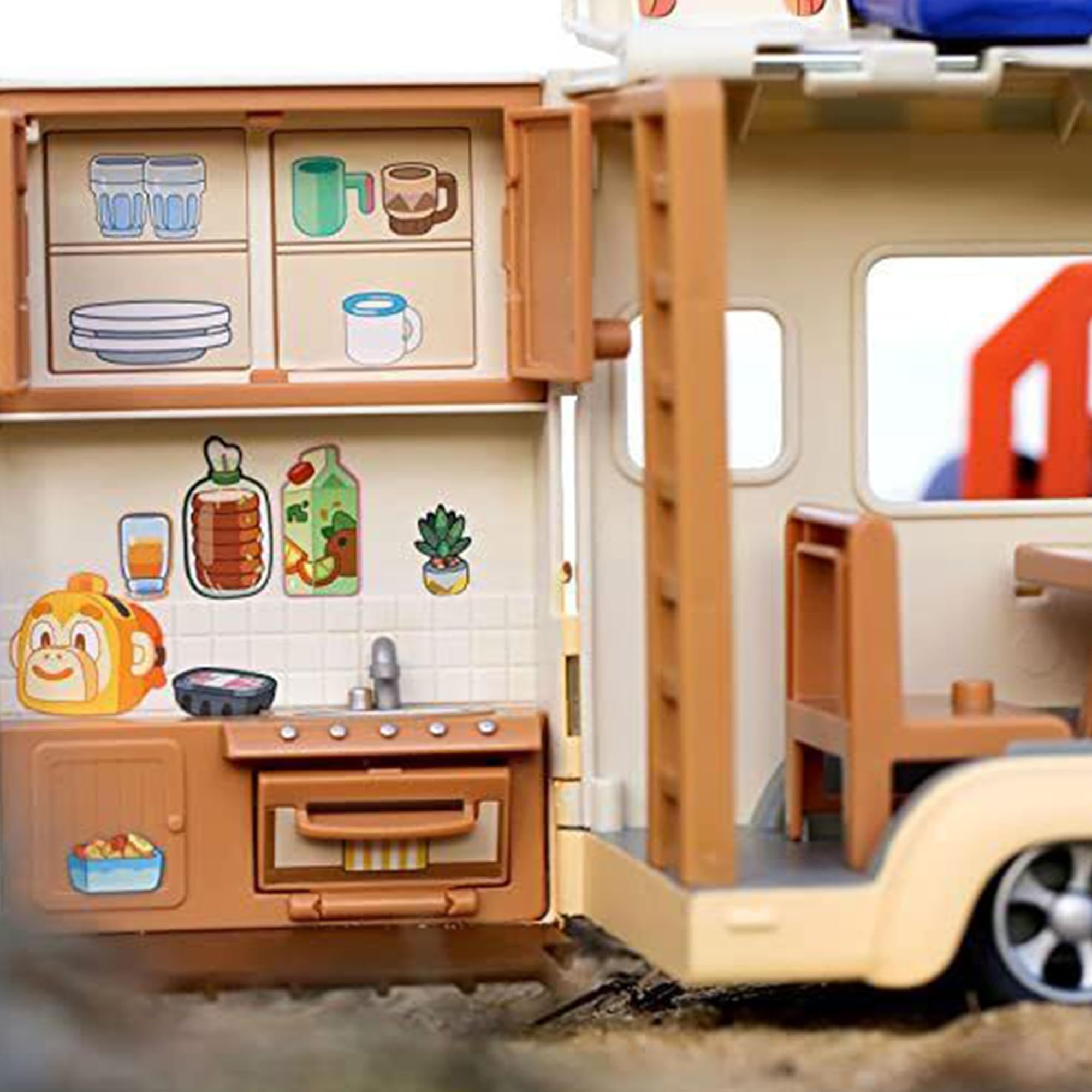 Bluey Caravan Adventure Playset campfire for toasting marshmallows during adventures