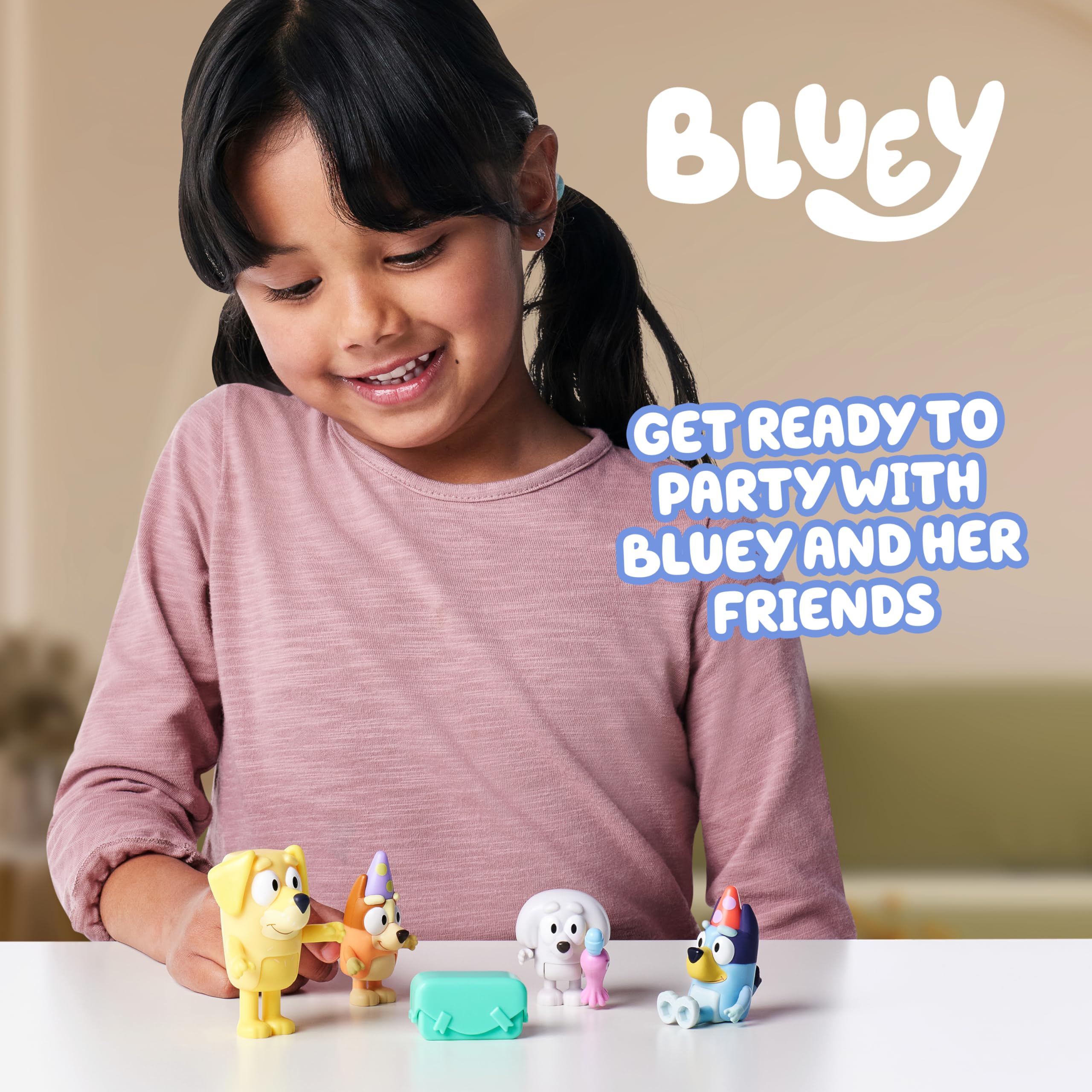 Unwrapper accessory for Bluey Pass the Parcel invites interactive unwrapping