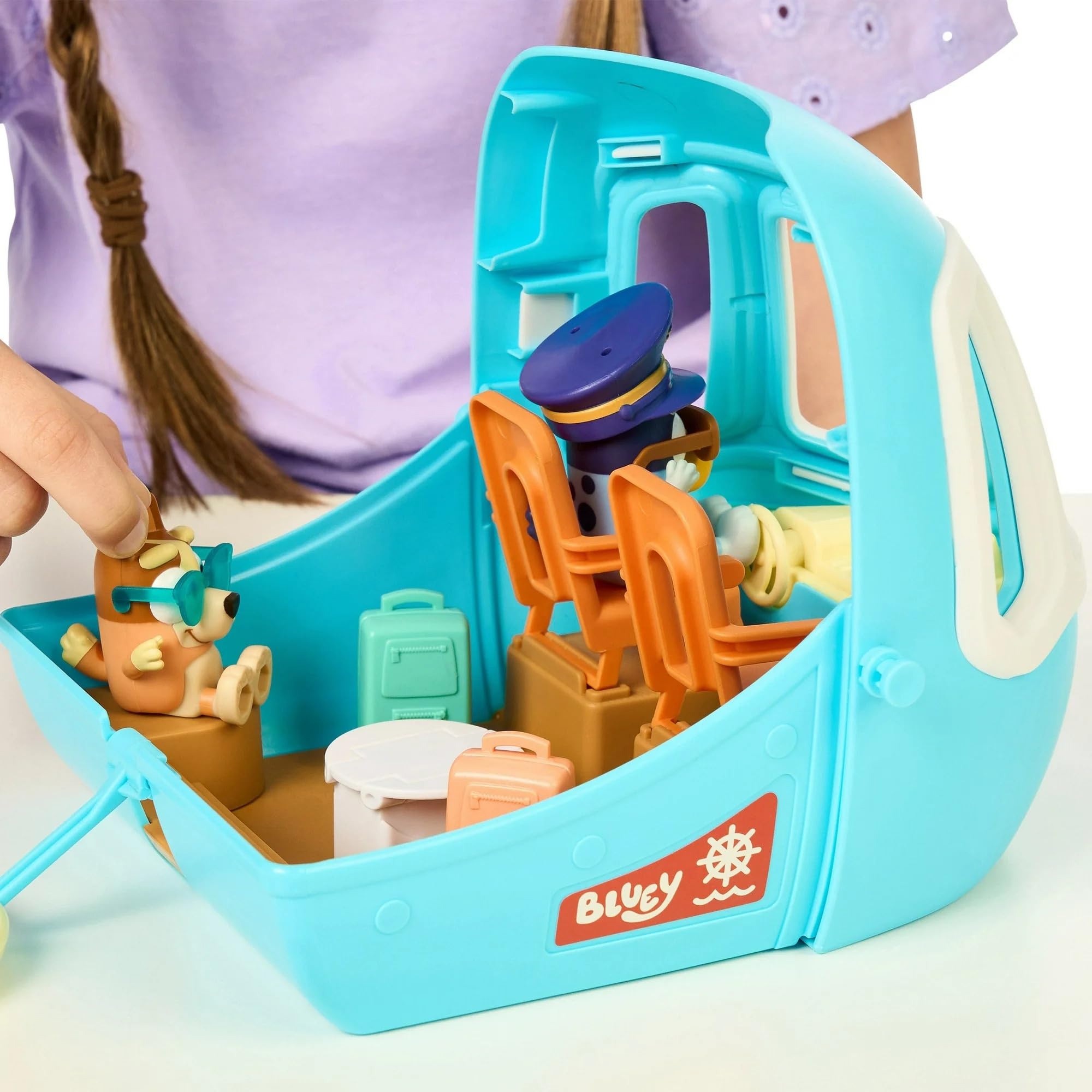 Bluey Transforming Plane Mega Set includes two jetskis for water play.