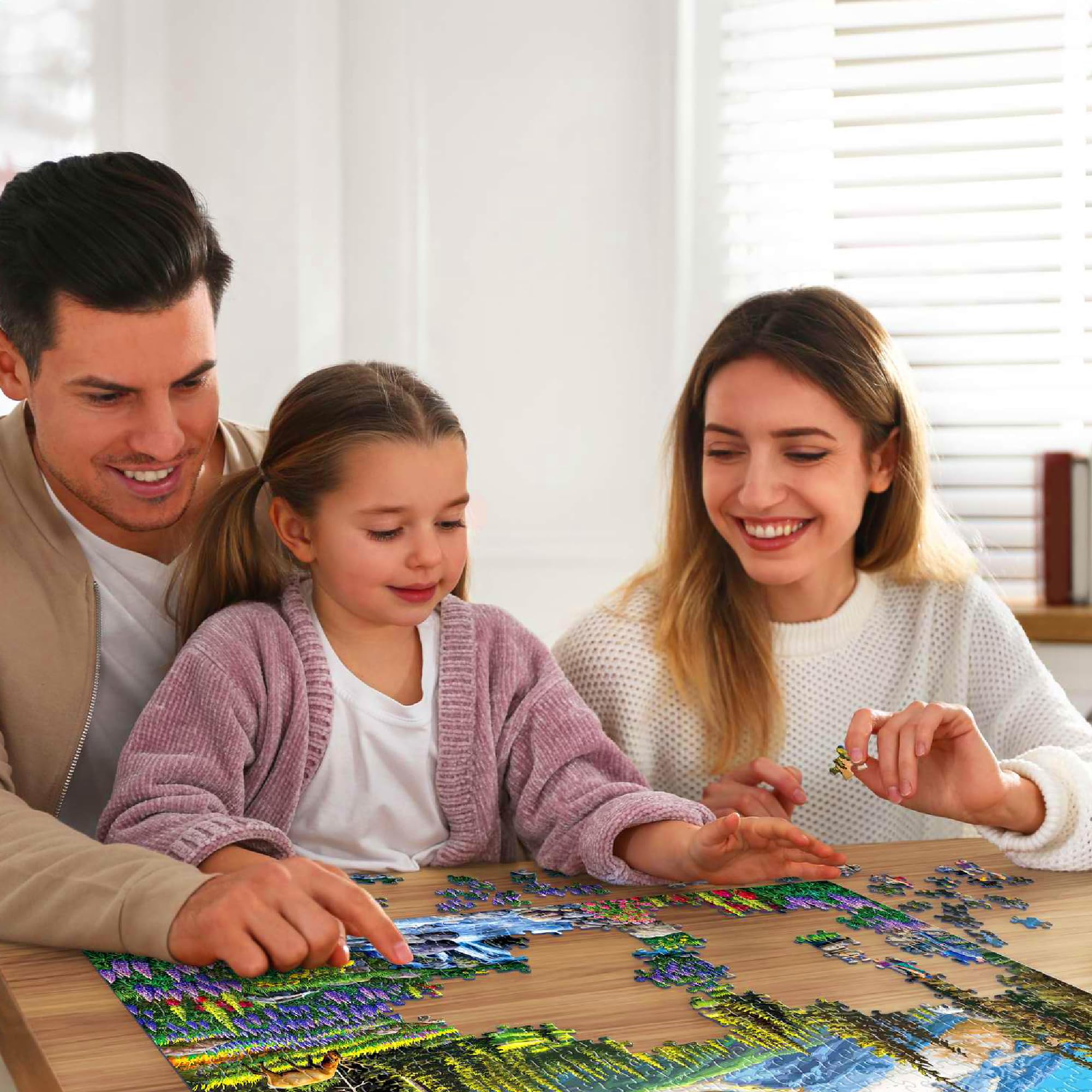 Boardwalk Puzzles durable Eska board closeup demonstrates sturdy construction