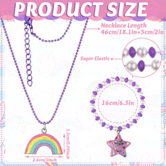Bonuci star necklace brings subtle sparkle to casual and dress-up moments.
