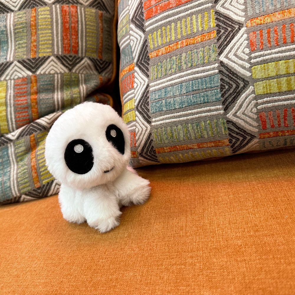 Borbs TBH Yippee Creature plush close-up texture emphasizes comforting touch.