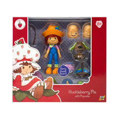 Fishing gear accessory to recreate relaxed Strawberryland moments.