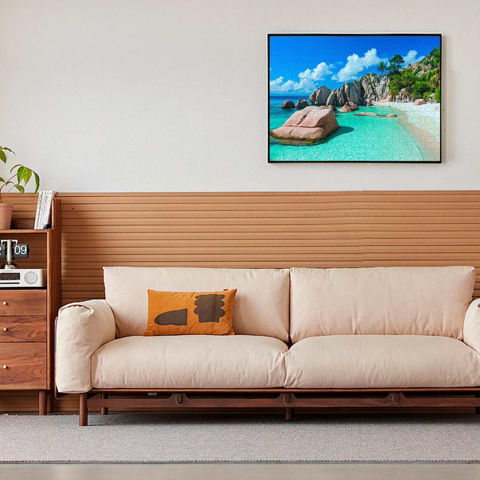 BraniacBits glossy finish enhances colors with reduced glare for easier viewing