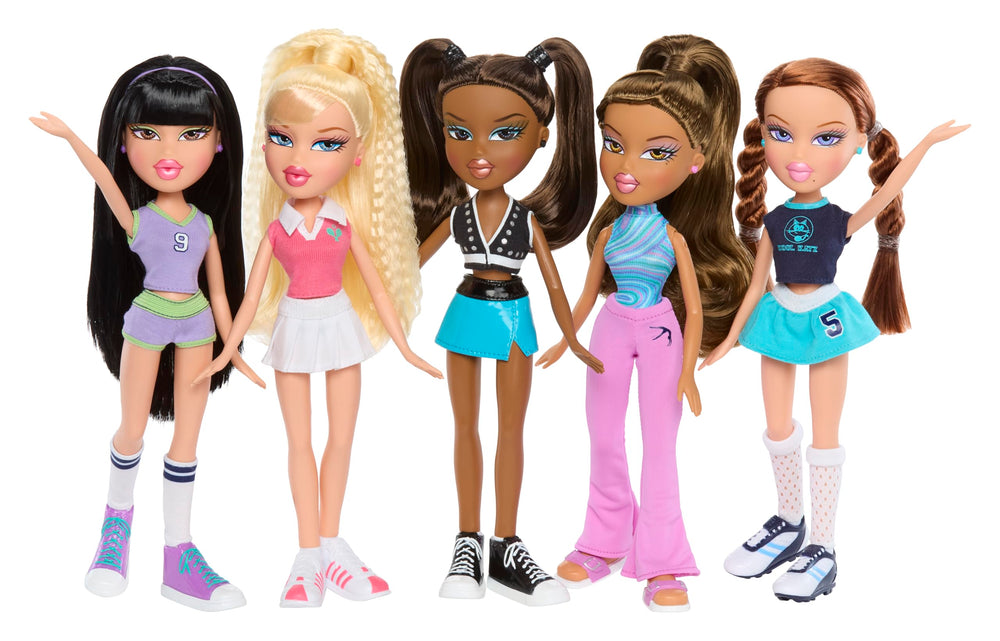 Bratz Play Sportz Cloe sneakers complete the athletic ensemble.