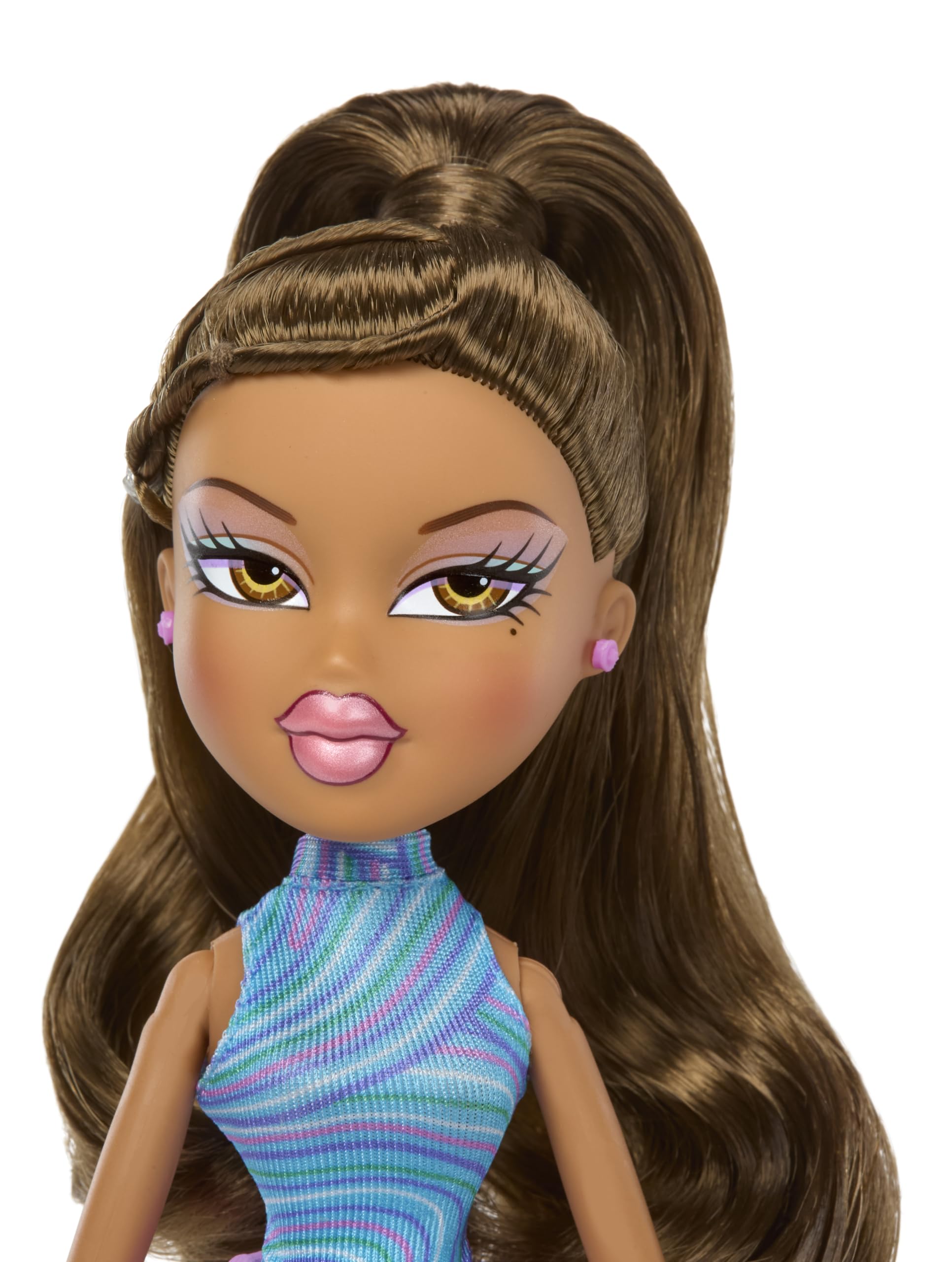 Bratz Play Sportz Yasmin ponytail and outfit for imaginative gym play