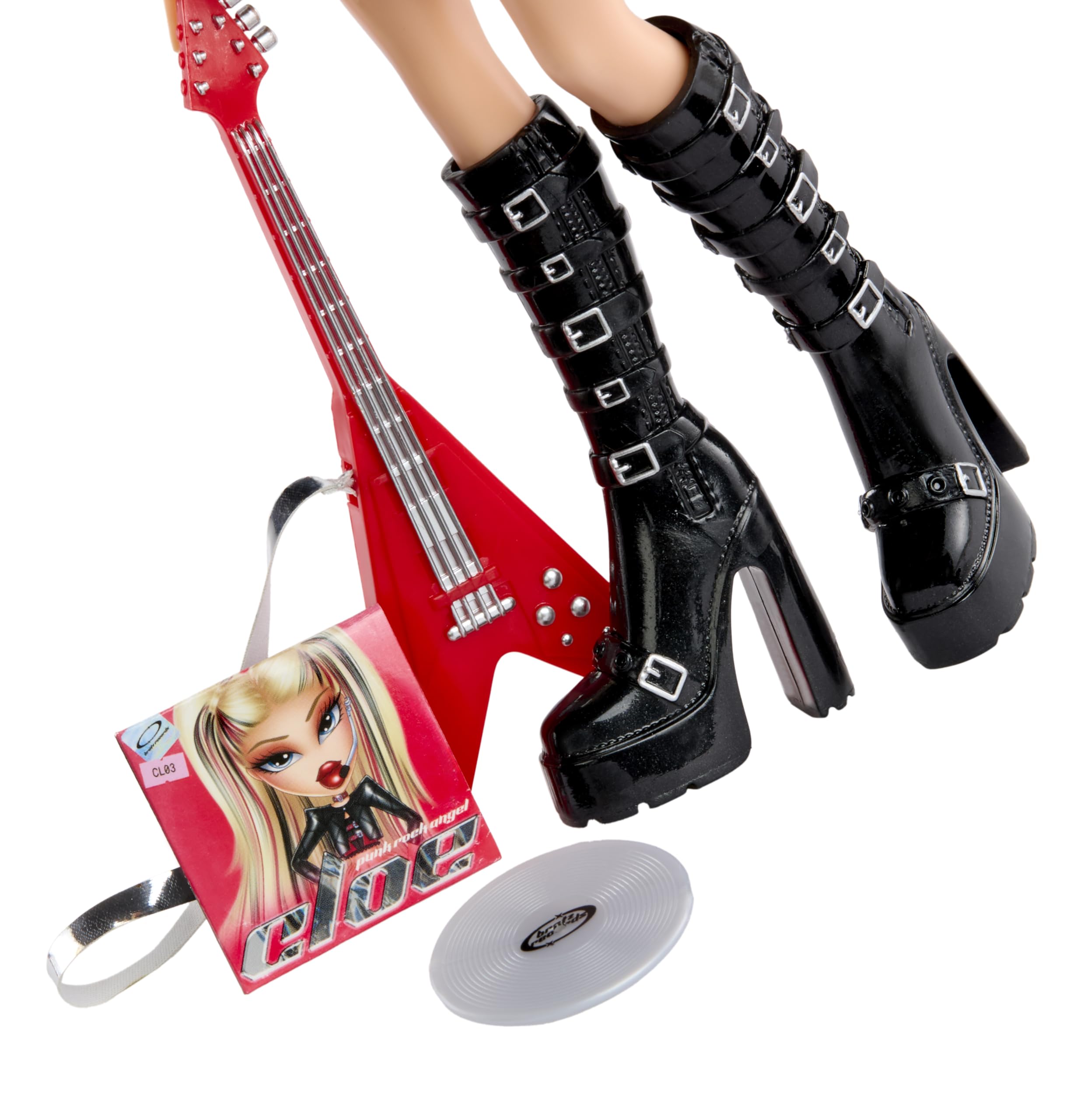 Bratz Pop Starz Cloe bracelet charm adds collectible play value