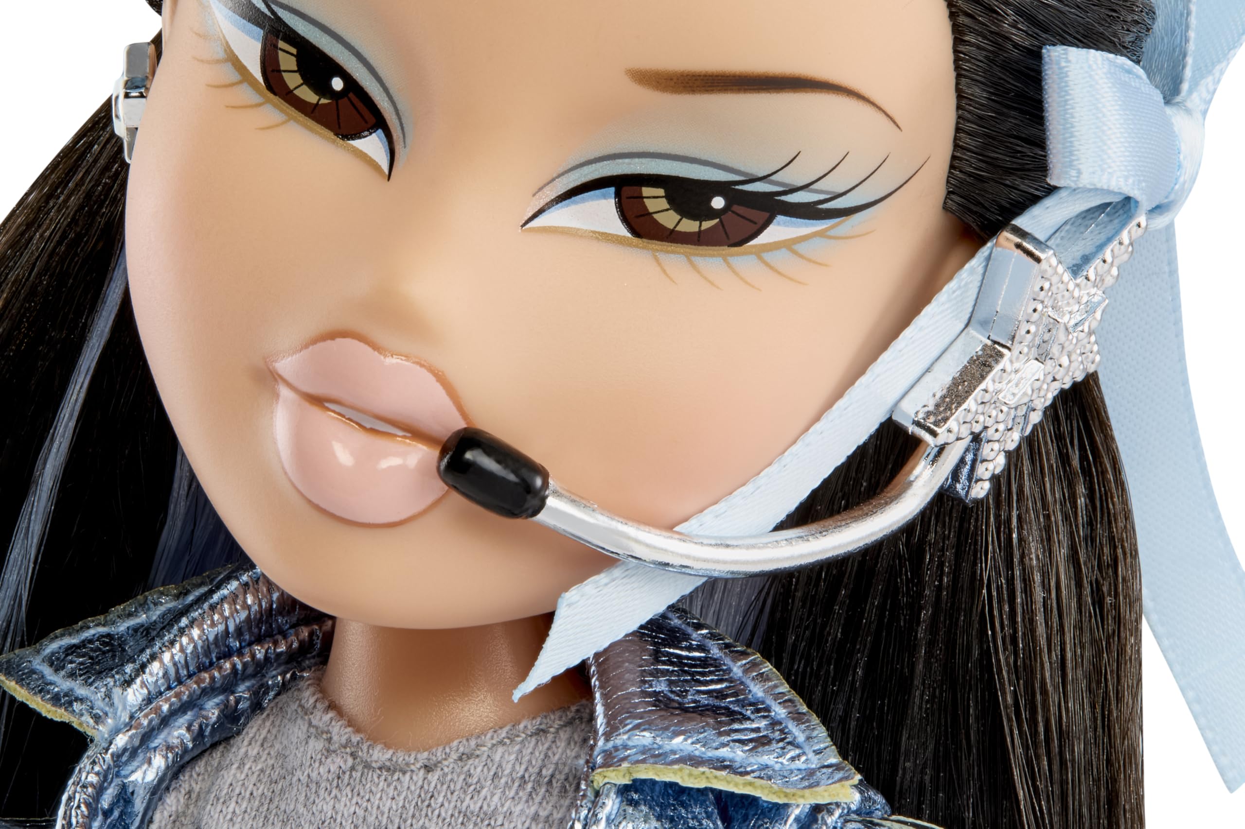 Bratz Pop Starz Jade headset and microphone for singing performances