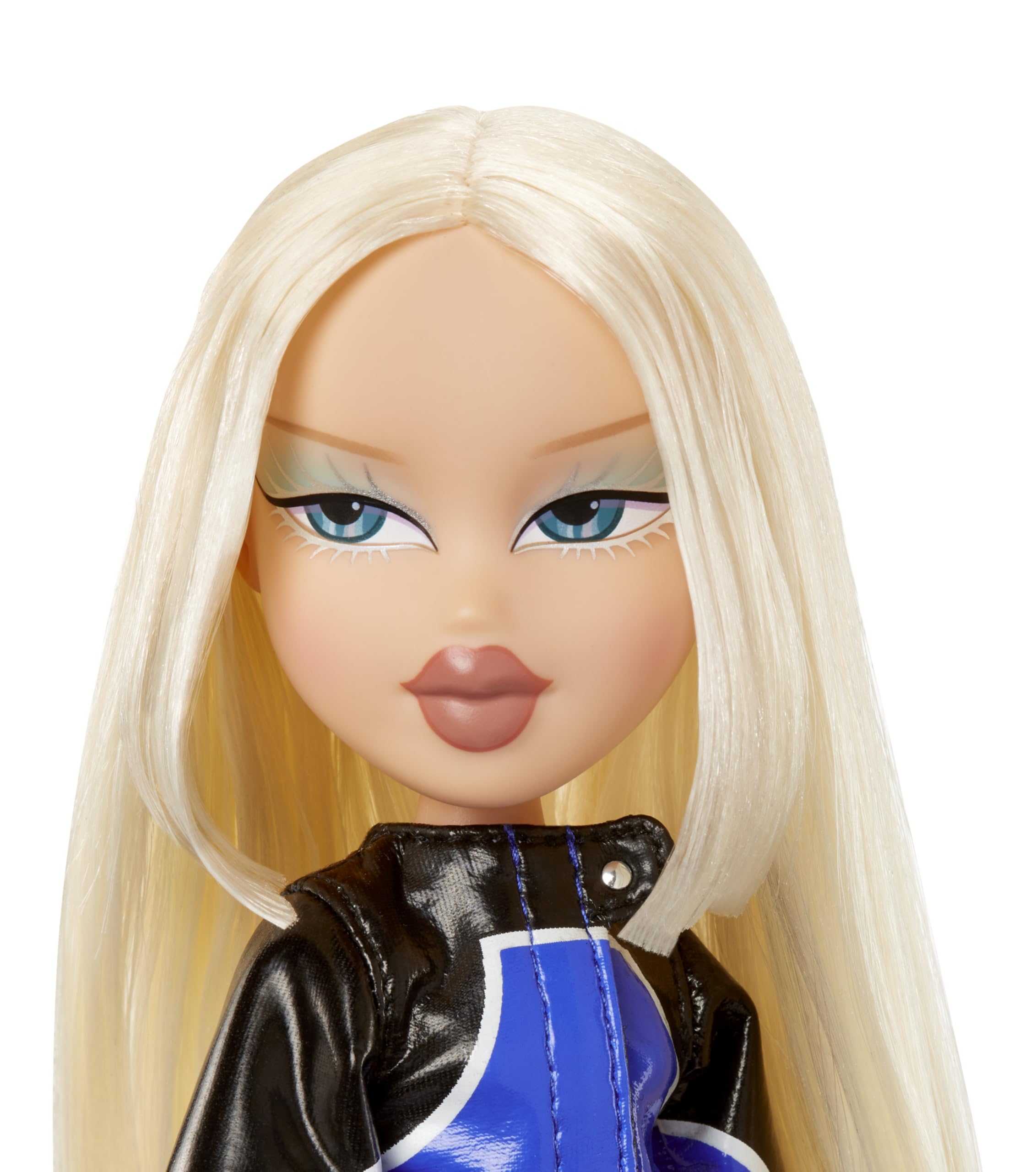 Bratz Scorchin' Cloe platform boots with lipstick heel complete the look.