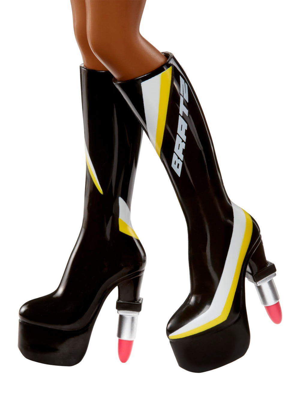 Bratz Scorchin' Sasha leather mini skirt adds street-ready chic.