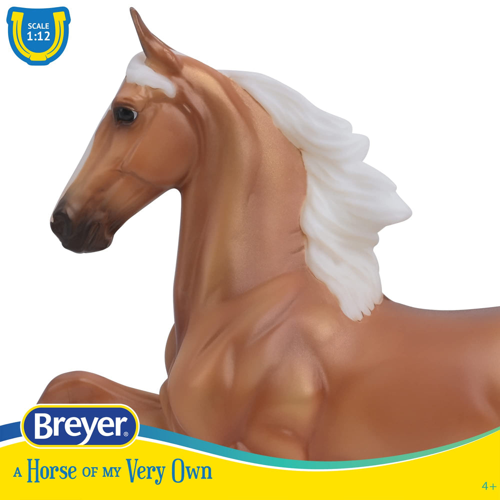 Breyer Freedom Series Palomino Saddlebred close-up shows hand-painted detail