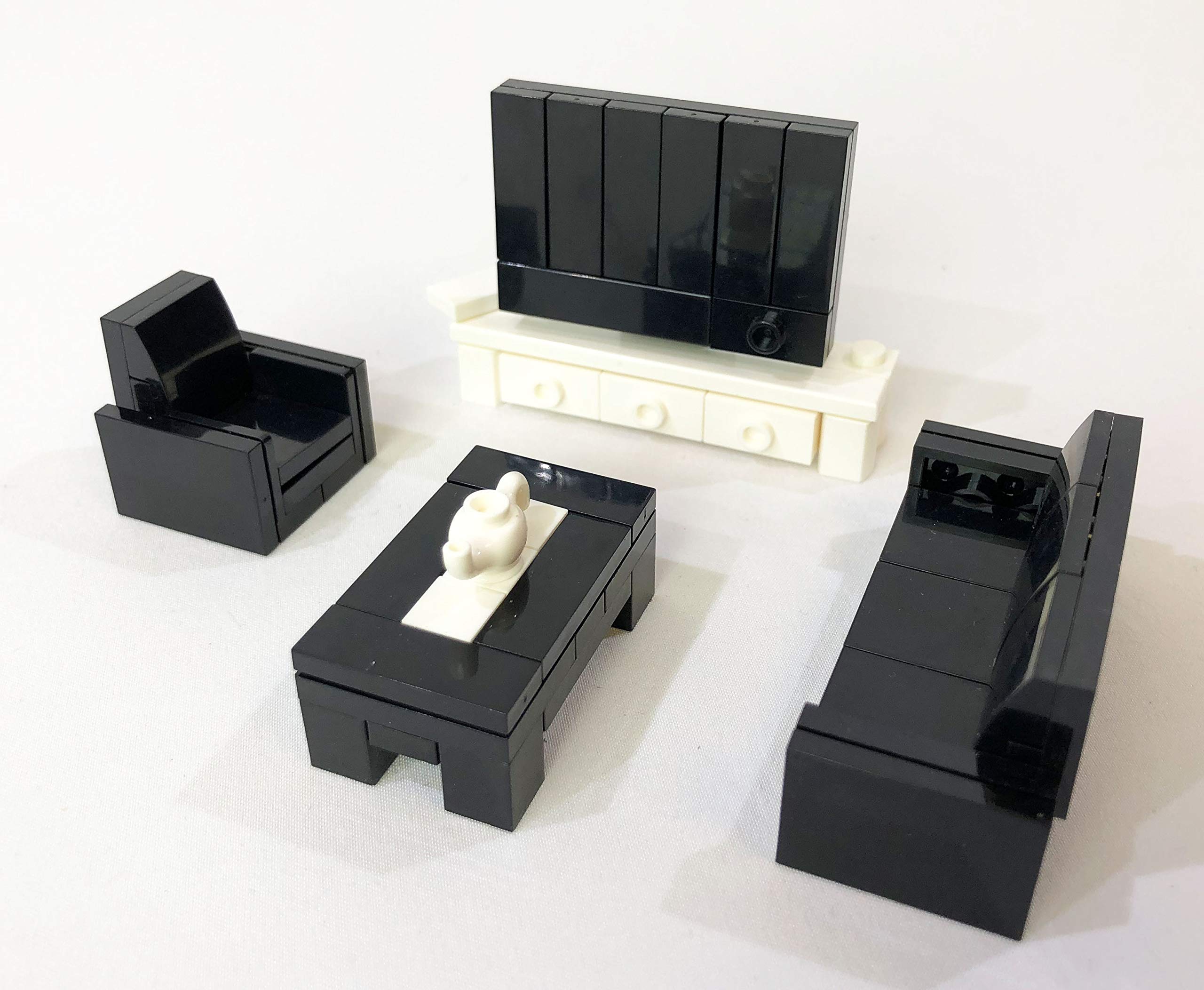 Brick Loot TV piece creates immersive living room displays for minifigs.