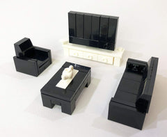 Brick Loot TV piece creates immersive living room displays for minifigs.