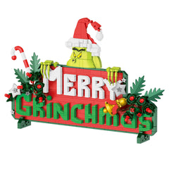 Brickcraft Merry Grinchmas bricks kit with 568 pieces for creative building.