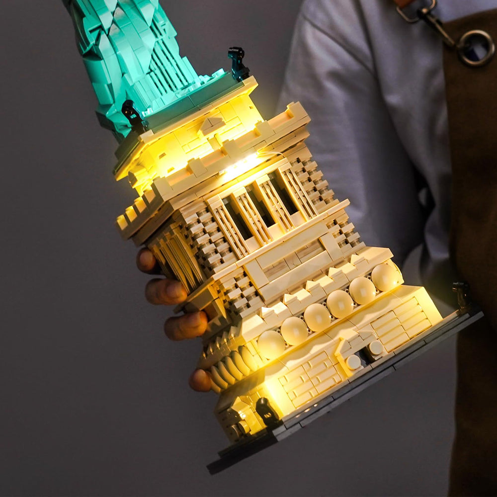 Brickshining Liberty lighting in action highlights model details.