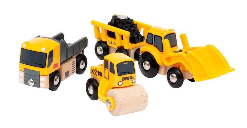 BRIO Construction Vehicles engine with magnetic couplings for quick, secure connections.