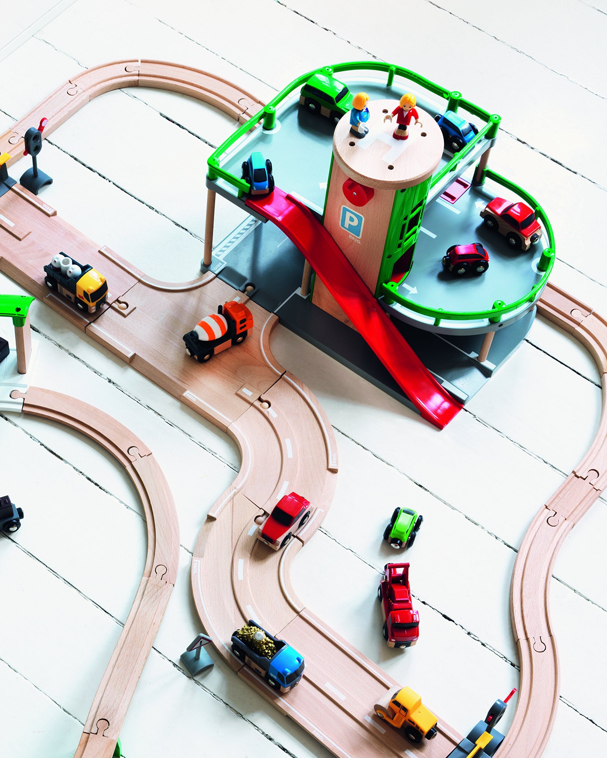 BRIO safety-tested design provides peace of mind during open-ended play.
