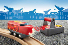 BRIO RC Train magnetic coupling links with other BRIO cars easily.