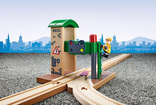 BRIO Signal Station red switch directs trains on the correct track.