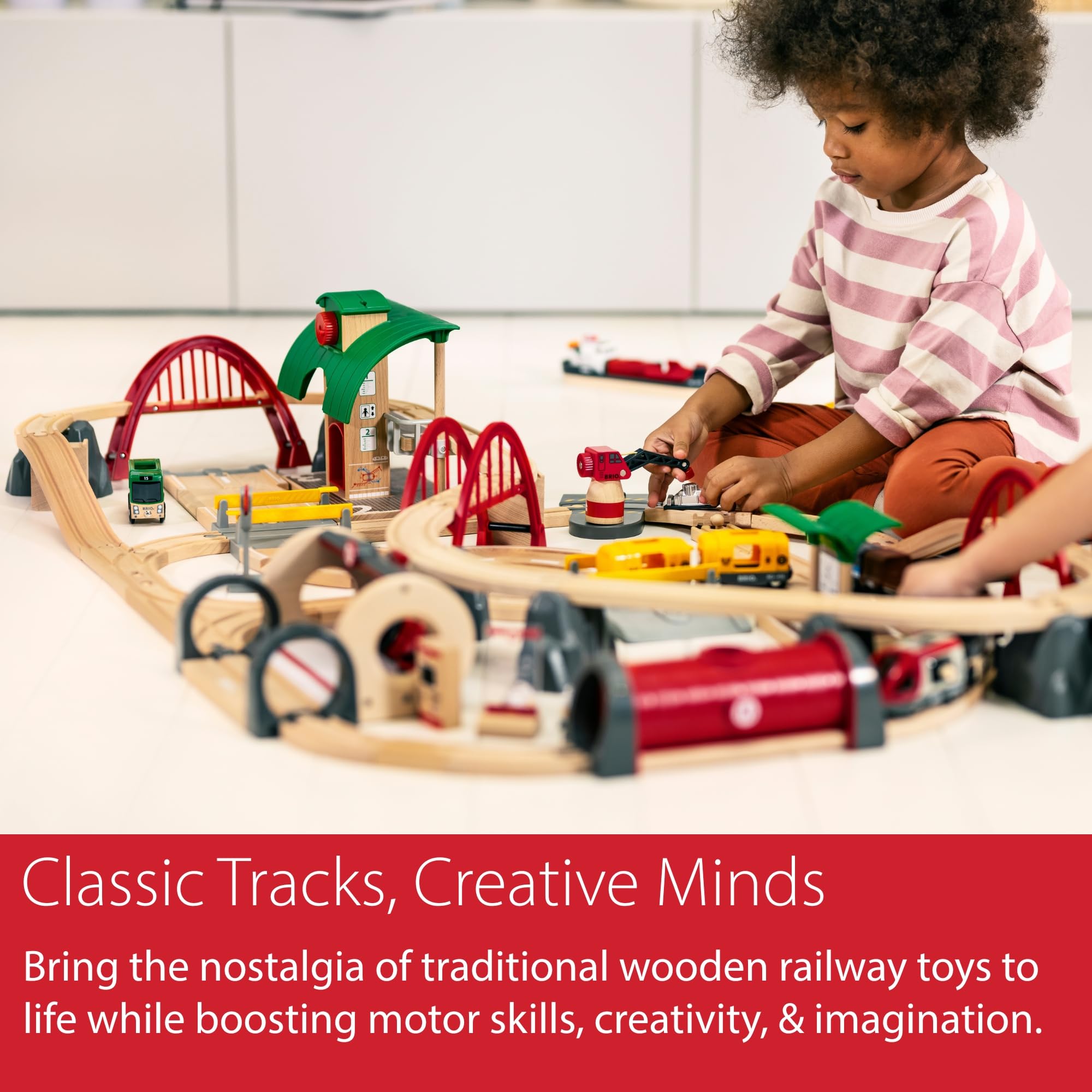 Brio World Deluxe metro scene sparks urban transit storytelling.