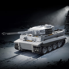 BrixVibe Tiger Heavy Tank S04 side view highlights detailed exterior for military model enthusiasts.
