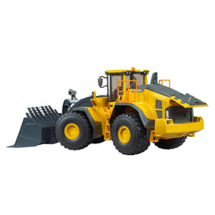 Bruder Volvo L260H wheel loader demonstrates the tiltable shovel for hands-on play.