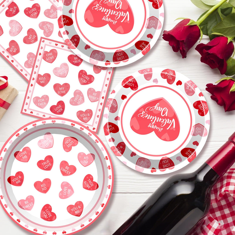 BSOMAM heart-design plate detail adds romantic flair to any Valentine meal or gathering.
