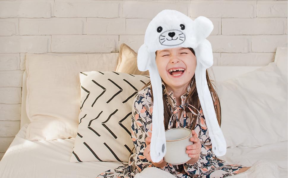 22-inch Bubblepompom seal hat fits kids aged 3+ comfortably.