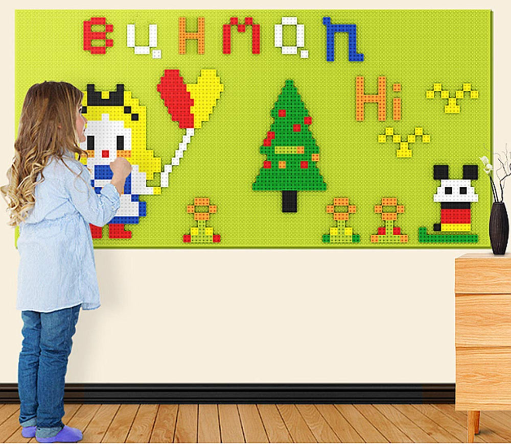 Burgkidz sturdy baseplates withstand repeated assembly on smooth surfaces.