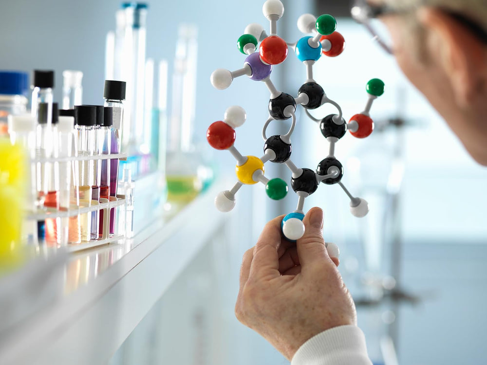 Cakmecwy 297-piece chemistry model set supports STEM learning.