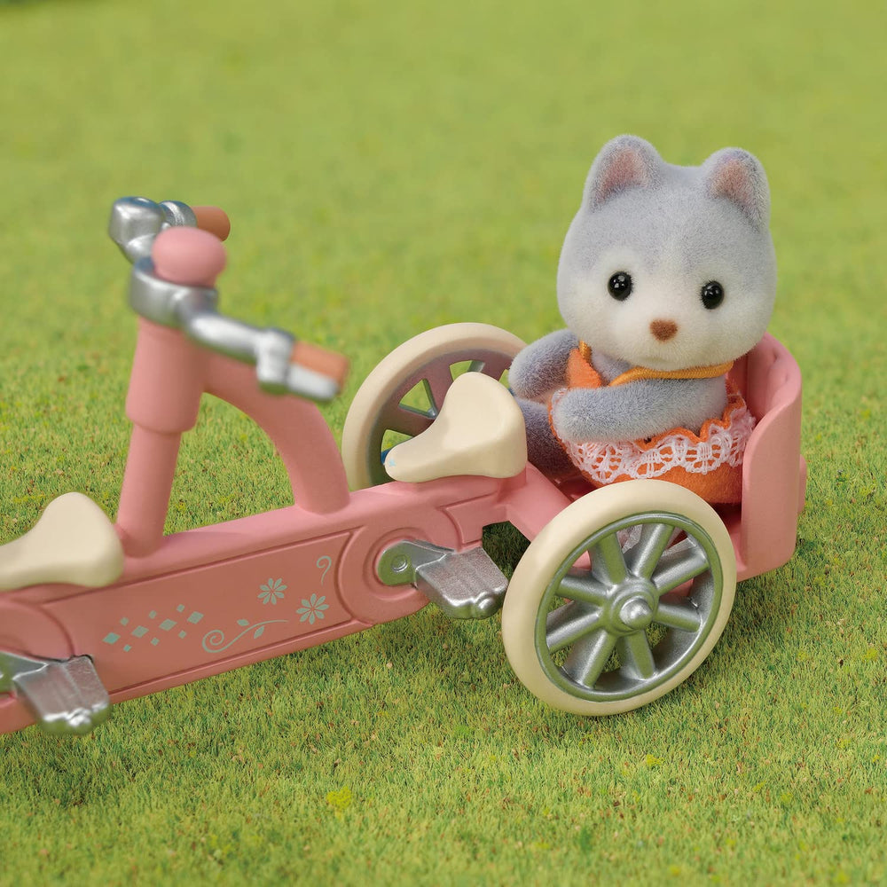 Calico Critters tandem bike side view perfect for scene-setting adventures.