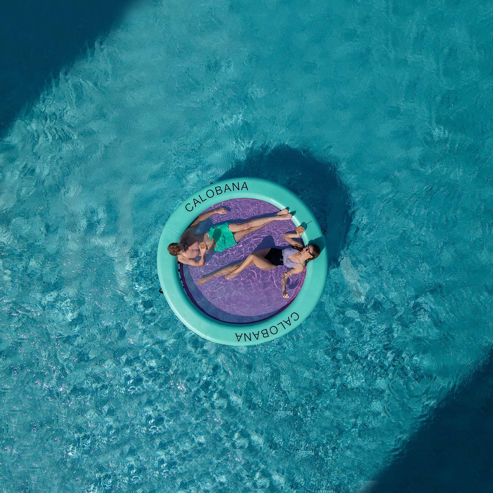 CALOBANA durable drop stitch construction resists punctures during outdoor adventures.