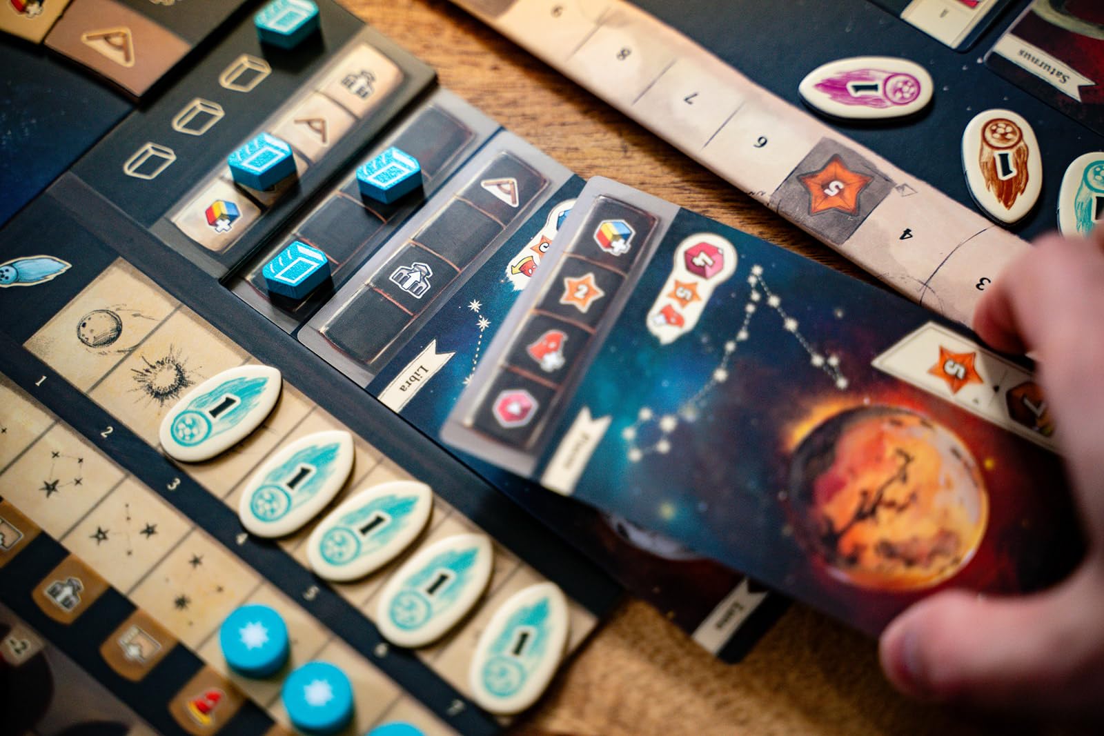 Capstone Games Galileo Galilei multi-player setup suitable for teens and adults
