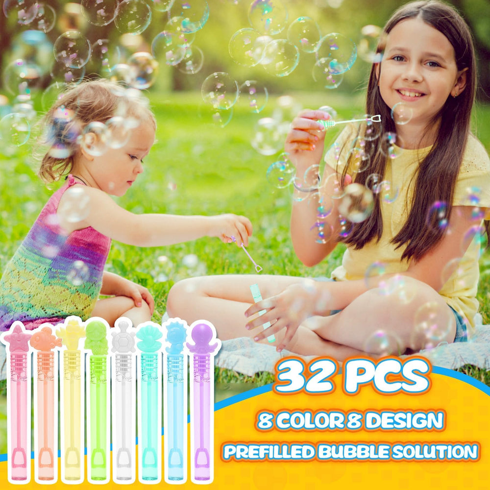 Cawiew under-the-sea bubbles decor adds whimsy to pool parties