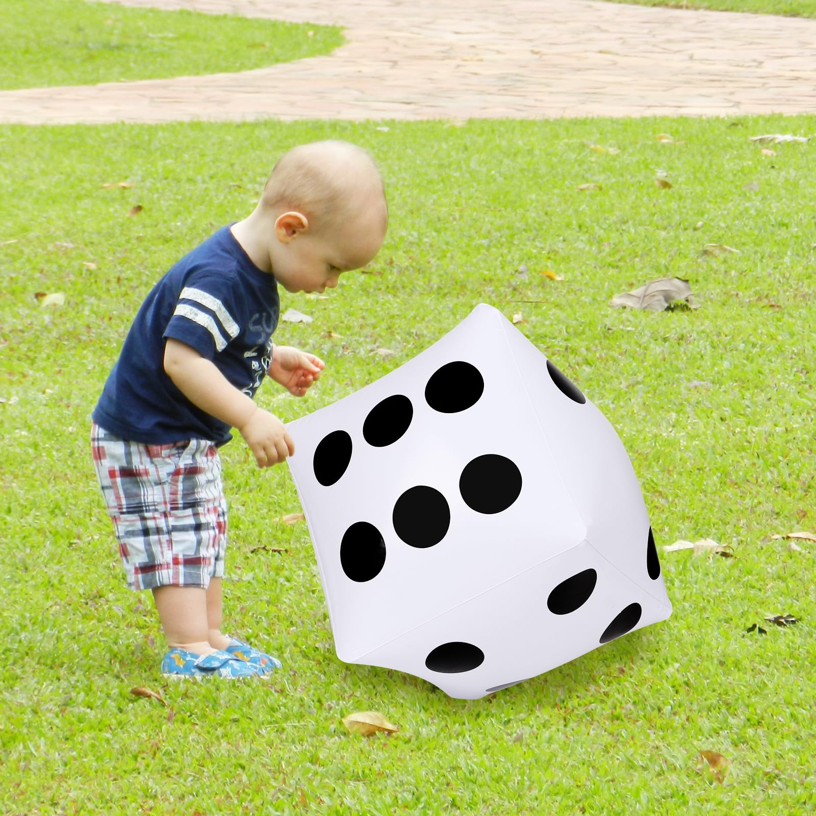 CCINEE no-leak plug design on inflatable dice