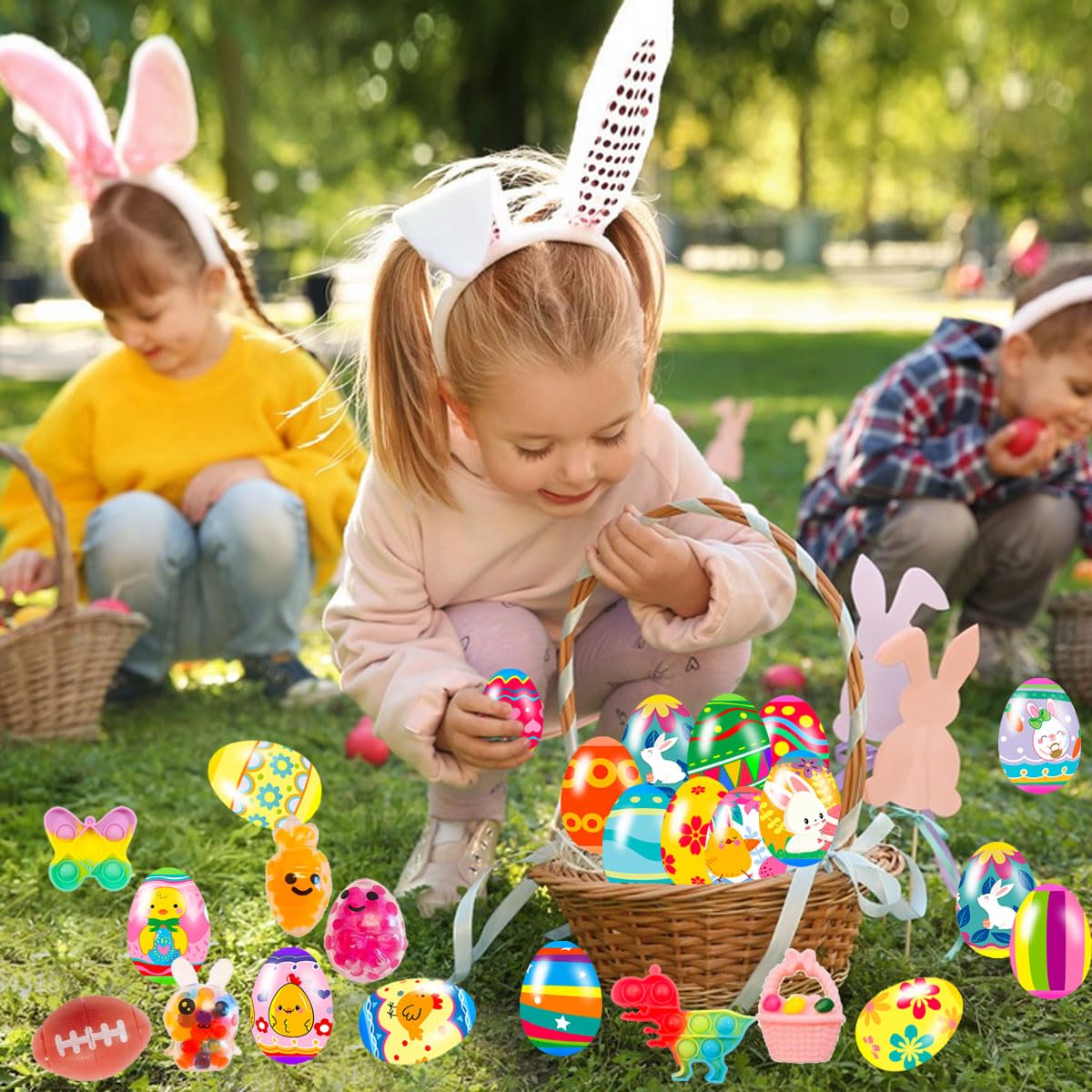 Cherislpy variety of mini toys inside eggs invites engaging play.