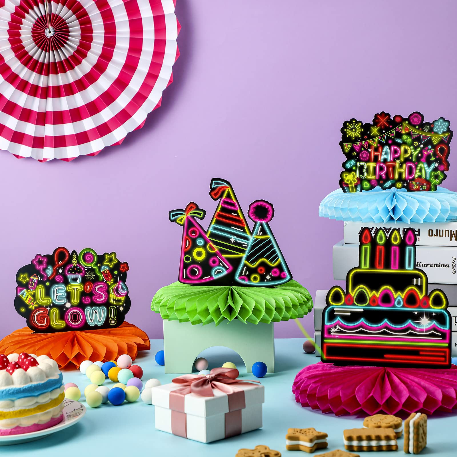 Chinco party decoration set on display shows versatile use for photos