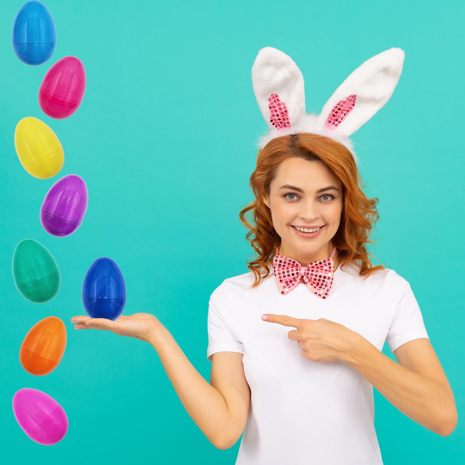 Chochkees fillable egg open and seal, convenient for filling with candies