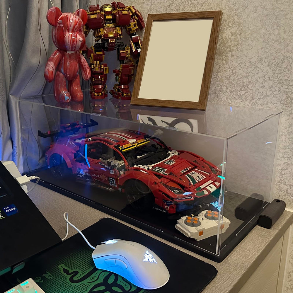Choowin accessories included for easy setup and display.