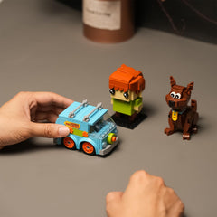 CHUANGPIN mysterious van car model adds festive decor and movie vibes.