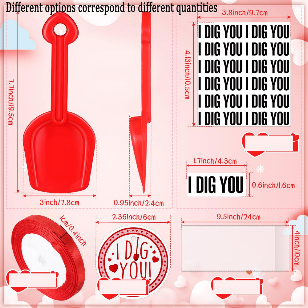 Chumia round tags in red and white for easy gift labeling.