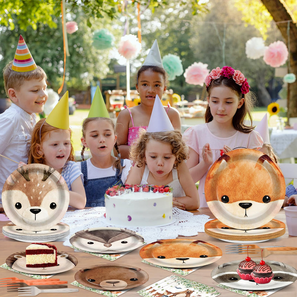 CHUNNIN forest-themed tableware enhances baby showers and birthdays with whimsy.