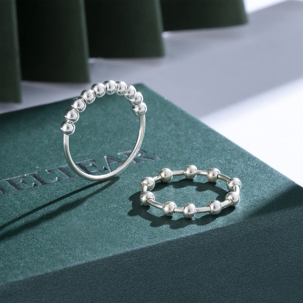 CIELTEAR fidget ring wear shows stylish comfort for everyday calm moments