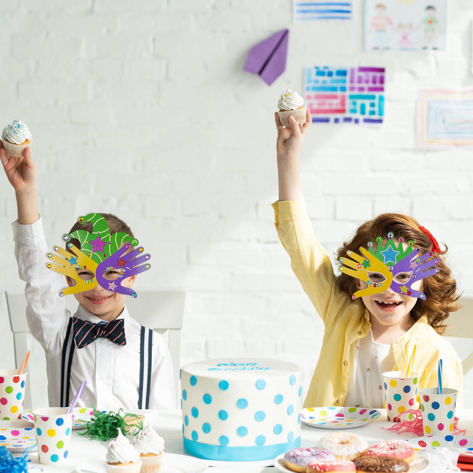 Cinrobiye pom-poms bulk supplies vibrant accents for party-ready creations