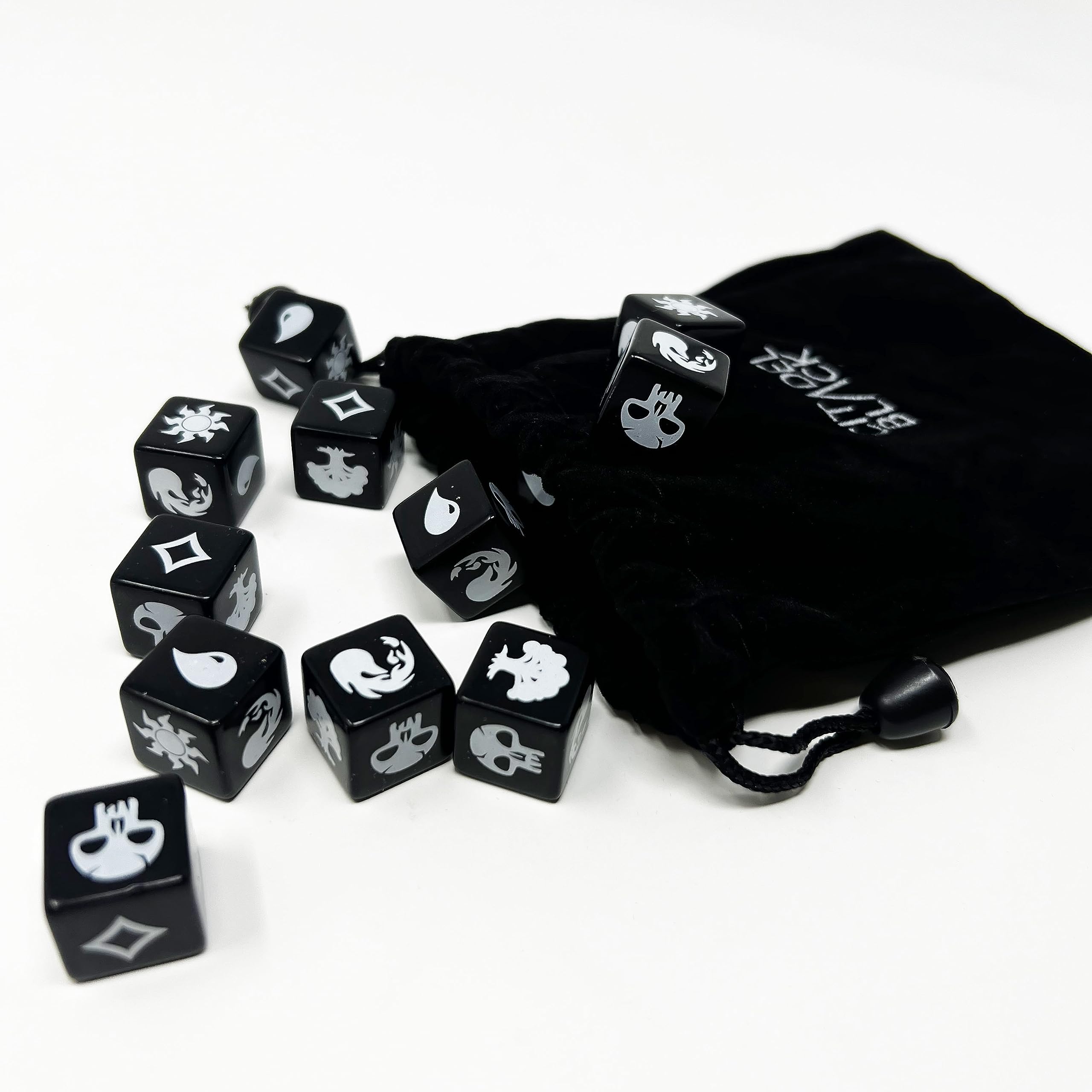 Citadel Black mana dice designed for easy readability and distinct color differentiation during play.