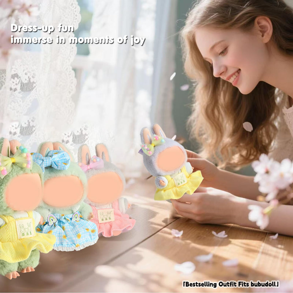 Ciunura Labubu bottle and ice-cream charms add playful accessories for displays