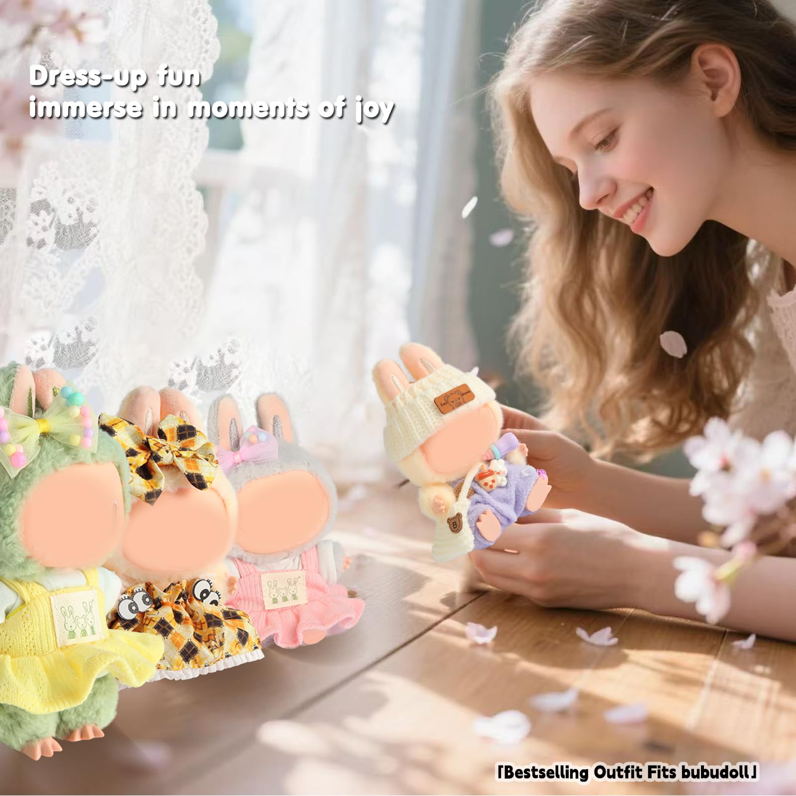 Ciunura blue outfit with bottle and ice cream charms for playful styling.