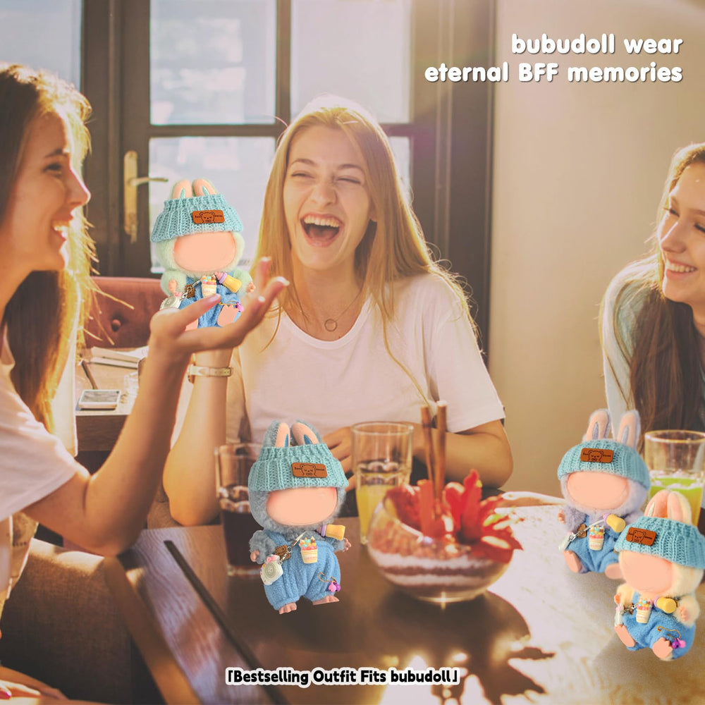 Ciunura Labubu cupcake pendant brings sweet accents to displays