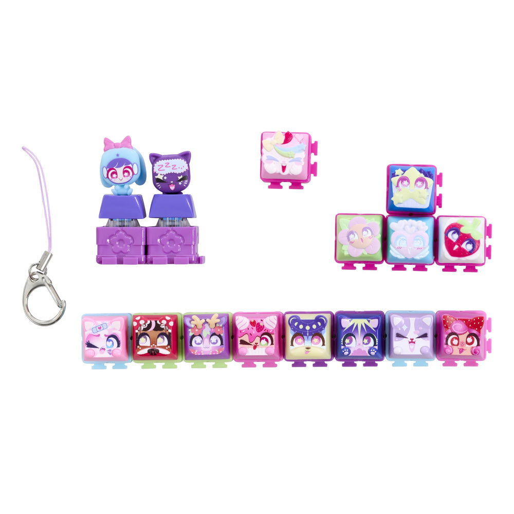 Fifteen Clickeez figures included for a growing collection and easy setup.