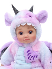 Cloveray Elara lies down and sits with tail support